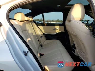Zdjęcie 10 z 11 samochodu: 2021 BMW 330XI VIN:3MW5R7J06M8B90219 - miniatura