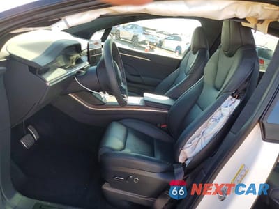 Zdjęcie 7 z 13 samochodu: 2024 TESLA MODEL X VIN:7SAXCDE54RF448065 - miniatura
