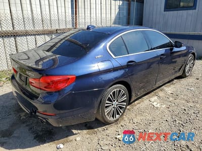 Trzecie zdjęcie samochodu z tyłu: 2019 BMW 530E VIN:WBAJA9C51KB399745 - miniatura