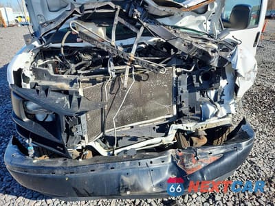 Zdjęcie 12 z 13 samochodu: 2017 CHEV EXPRESS G2500 VIN:1GCWGAFF0H1283738 - miniatura