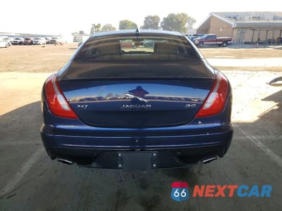 Zdjęcie 6 z 12 samochodu: 2018 JAGUAR XJ R - SPORT VIN:SAJWA1C72J8W17409 - miniatura