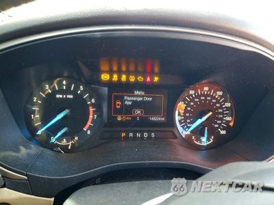 Zdjęcie 9 z 11 samochodu: 2015 FORD FUSION SE VIN:1FA6P0H74F5109389 - miniatura