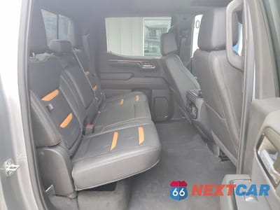 Zdjęcie 10 z 12 samochodu: 2024 GMC SIERRA K1500 AT4 VIN:3GTUUEE87RG362675 - miniatura