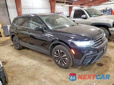 Czwarte zdjęcie samochodu z boku: 2022 VOLKSWAGEN TIGUAN S VIN:3VV0B7AX2NM122525 - miniatura