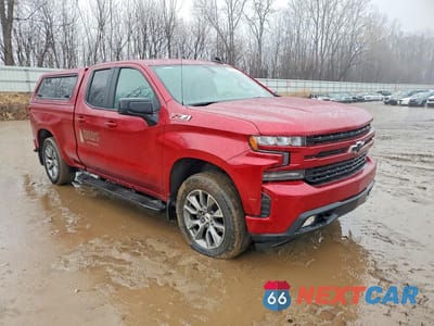 Czwarte zdjęcie samochodu z boku: 2021 CHEVROLET SILVERADO K1500 RST VIN:1GCRYEED9MZ139540 - miniatura
