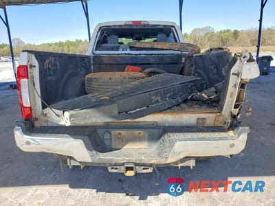 Zdjęcie 6 z 11 samochodu: 2018 FORD F250 VIN:1FT7W2B68JEC48382 - miniatura