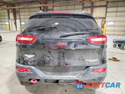 Zdjęcie 6 z 12 samochodu: 2017 JEEP CHEROKEE TRAILHAWK VIN:1C4PJMBS1HD226666 - miniatura