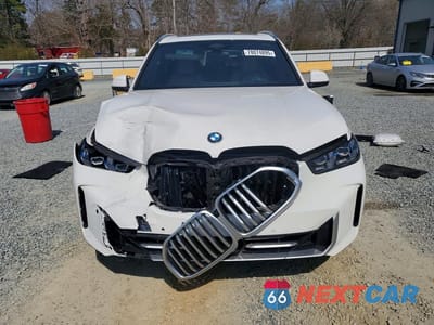 Piąte zdjęcie samochodu w środku: 2026 BMW X5 XDRIVE40I VIN:5UX23EU00T9182109 - miniatura