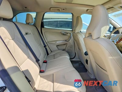 Zdjęcie 11 z 13 samochodu: 2013 VOLVO XC60 3.2 VIN:YV4952DL3D2371248 - miniatura