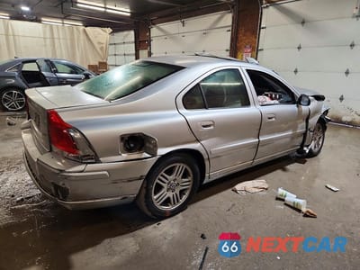 Trzecie zdjęcie samochodu z tyłu: 2005 VOLVO S60 2.5T VIN:YV1RS592852478286 - miniatura