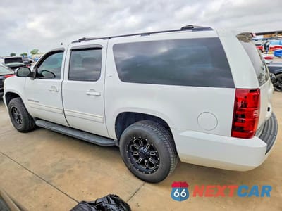 Drugie zdjęcie samochodu z przodu: 2009 CHEVROLET SUBURBAN C1500 LT VIN:1GNFC26039R303522 - miniatura