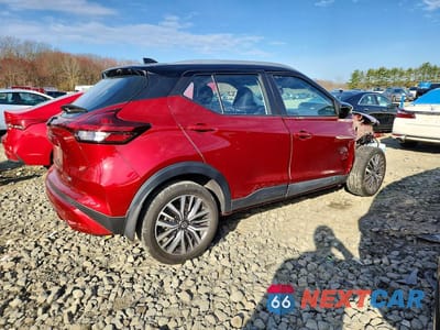 Trzecie zdjęcie samochodu z tyłu: 2021 NISSAN KICKS SV VIN:3N1CP5CV3ML558692 - miniatura