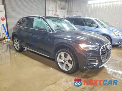 Czwarte zdjęcie samochodu z boku: 2021 AUDI Q5 PREMIUM PLUS VIN:WA1BAAFY2M2005147 - miniatura