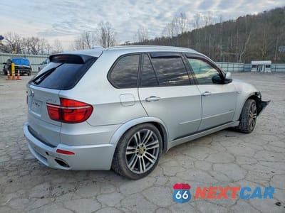 Trzecie zdjęcie samochodu z tyłu: 2012 BMW X5 XDRIVE50I VIN:5UXZV8C54CL424796 - miniatura