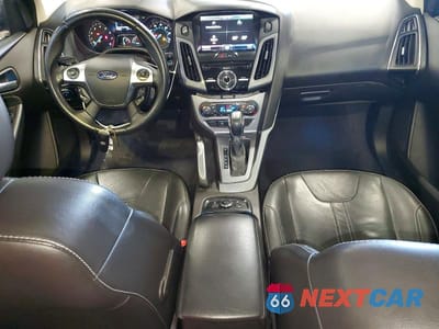 Zdjęcie 8 z 11 samochodu: 2013 FORD FOCUS TITANIUM VIN:1FADP3N23DL277115 - miniatura