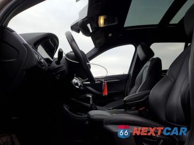 Zdjęcie 7 z 13 samochodu: 2018 BMW X1 XDRIVE28I VIN:WBXHT3C31J5K23222 - miniatura