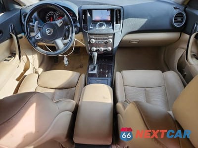 Zdjęcie 8 z 12 samochodu: 2012 NISSAN MAXIMA 3.5 S VIN:1N4AA5AP2CC823855 - miniatura