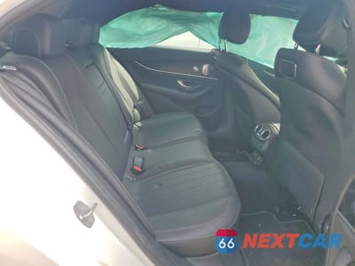 Zdjęcie 10 z 13 samochodu: 2018 MERCEDES-BENZ E 300 4MATIC VIN:WDDZF4KB3JA399399 - miniatura