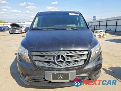 Piąte zdjęcie samochodu w środku: 2017 MERCEDES-BENZ METRIS VIN:WD4PG2EE7H3286844 - miniatura