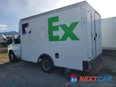 Drugie zdjęcie samochodu z przodu: 2016 FORD ECONOLINE E350 SUPER DUTY CUTAWAY VAN VIN:1FDWE3FL7GDC18739 - miniatura