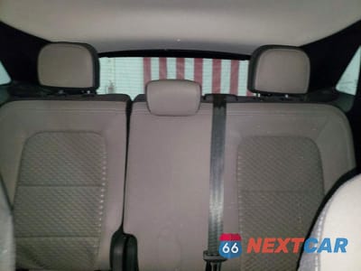 Zdjęcie 10 z 12 samochodu: 2021 FORD ESCAPE SE VIN:1FMCU9G63MUA45489 - miniatura