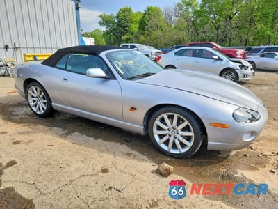 Czwarte zdjęcie samochodu z boku: 2005 JAGUAR XK8 VIN:SAJDA42C252A44305 - miniatura