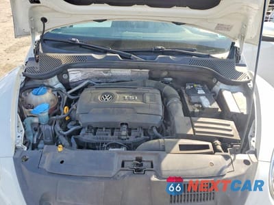 Zdjęcie 11 z 12 samochodu: 2015 VOLKSWAGEN BEETLE 1.8T VIN:3VW517AT5FM816578 - miniatura
