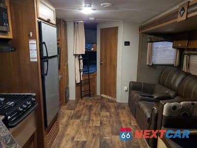 Zdjęcie 6 z 10 samochodu: 2017 KEYSTONE SPRINGDALE CAMPER VIN:4YDT27022H3103123 - miniatura