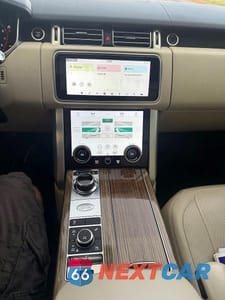 Zdjęcie 12 z 14 samochodu: 2019 LAND RANGE ROVE WHITE VIN:SALGS2RE0KA530428 - miniatura