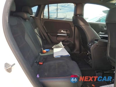 Zdjęcie 11 z 12 samochodu: 2021 MERCEDES-BENZ GLA 250 VIN:W1N4N4GB1MJ310880 - miniatura