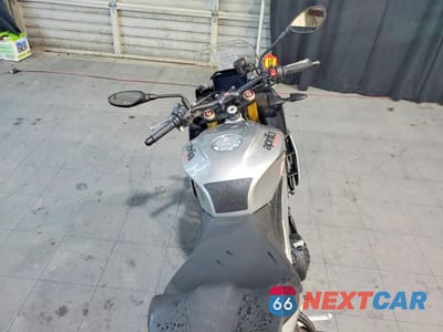 Zdjęcie 6 z 9 samochodu: 2024 APRILIA TUONO V4 1100 VIN:ZD4KZUA07RS000989 - miniatura
