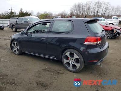 Drugie zdjęcie samochodu z przodu: 2013 VOLKSWAGEN GTI VIN:WVWED7AJ3DW125197 - miniatura