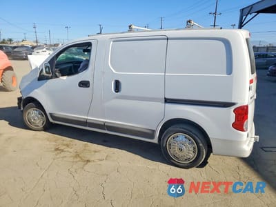Drugie zdjęcie samochodu z przodu: 2015 NISSAN NV200 SV VIN:3N6CM0KN6FK728673 - miniatura