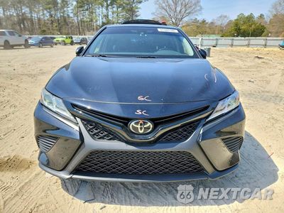 Piąte zdjęcie samochodu w środku: 2018 TOYOTA CAMRY SE VIN:JTNB11HKXJ3002805 - miniatura