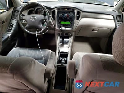 Zdjęcie 8 z 12 samochodu: 2002 TOYOTA HIGHLANDER BASE VIN:JTEHF21A620086577 - miniatura