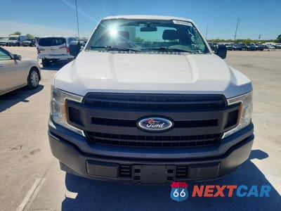 Piąte zdjęcie samochodu w środku: 2019 FORD F150 XL 5.0L V8 VIN:1FTMF1C5XKKC90297 - miniatura
