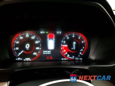 Zdjęcie 9 z 12 samochodu: 2018 VOLVO XC90 T6 VIN:YV4A22PK4J1202222 - miniatura