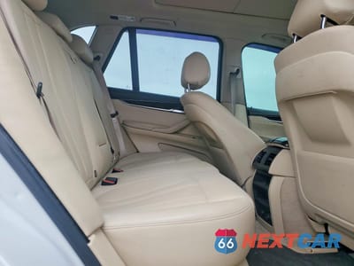 Zdjęcie 11 z 13 samochodu: 2015 BMW X5 XDRIVE35I VIN:5UXKR0C54F0K55215 - miniatura