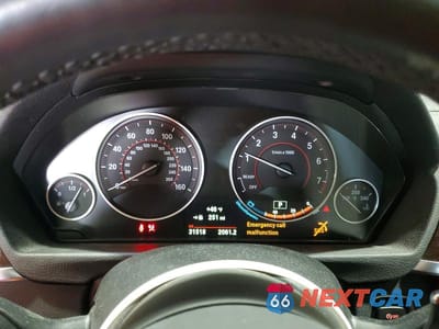 Zdjęcie 9 z 12 samochodu: 2018 BMW 340 XI VIN:WBA8B7C52JA938068 - miniatura