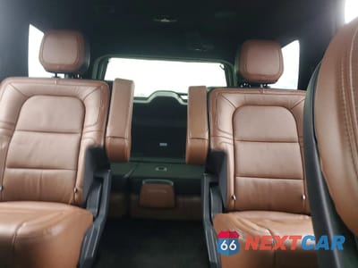 Zdjęcie 10 z 14 samochodu: 2024 LINCOLN NAVIGATOR RESERVE VIN:5LMJJ2LG2REL00329 - miniatura