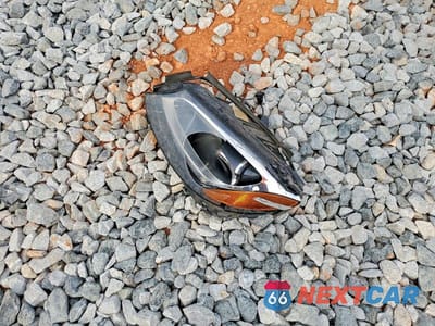 Zdjęcie 12 z 13 samochodu: 2016 MERCEDES-BENZ C 300 4MATIC VIN:55SWF4KBXGU099354 - miniatura