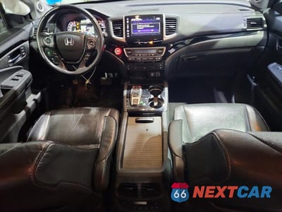 Zdjęcie 8 z 13 samochodu: 2018 HONDA PILOT ELITE VIN:5FNYF6H04JB044563 - miniatura