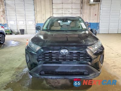 Piąte zdjęcie samochodu w środku: 2019 TOYOTA RAV4 LE VIN:2T3G1RFV6KW031108 - miniatura