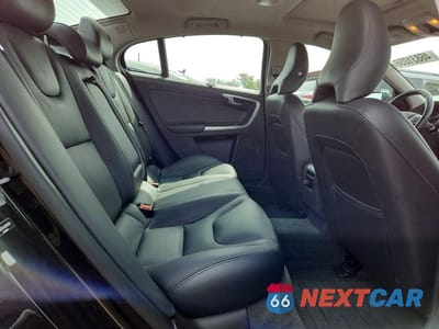 Zdjęcie 10 z 11 samochodu: 2018 VOLVO S60 INSCRIPTION VIN:LYV402TK4JB178301 - miniatura