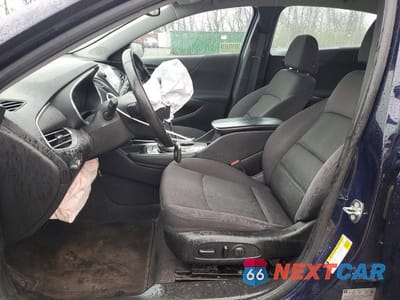 Zdjęcie 7 z 12 samochodu: 2017 CHEVROLET MALIBU LT VIN:1G1ZE5ST4HF249447 - miniatura