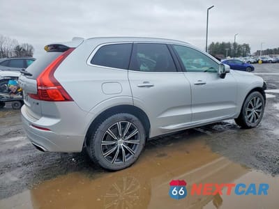 Trzecie zdjęcie samochodu z tyłu: 2019 VOLVO XC60 T5 INSCRIPTION VIN:LYV102RL6KB232363 - miniatura