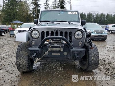 Piąte zdjęcie samochodu w środku: 2017 JEEP WRANGLER UNLIMITED SPORT VIN:1C4BJWDG2HL593113 - miniatura