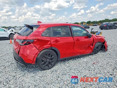 Trzecie zdjęcie samochodu z tyłu: 2025 HONDA HR-V SPORT VIN:3CZRZ1H52SM702558 - miniatura