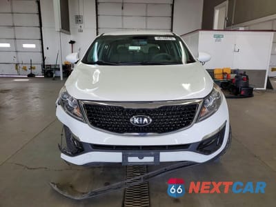 Piąte zdjęcie samochodu w środku: 2015 KIA SPORTAGE LX VIN:KNDPBCAC7F7694771 - miniatura