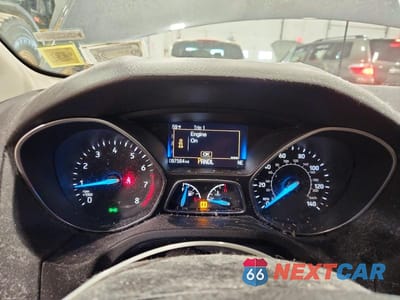 Zdjęcie 9 z 12 samochodu: 2017 FORD FOCUS SE VIN:1FADP3K24HL311217 - miniatura